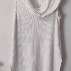 Sleeveless long length Blouse
